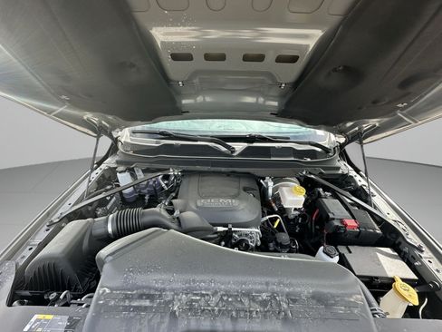 New 2026 RAM 2500 4x4 Crew Cab image 41