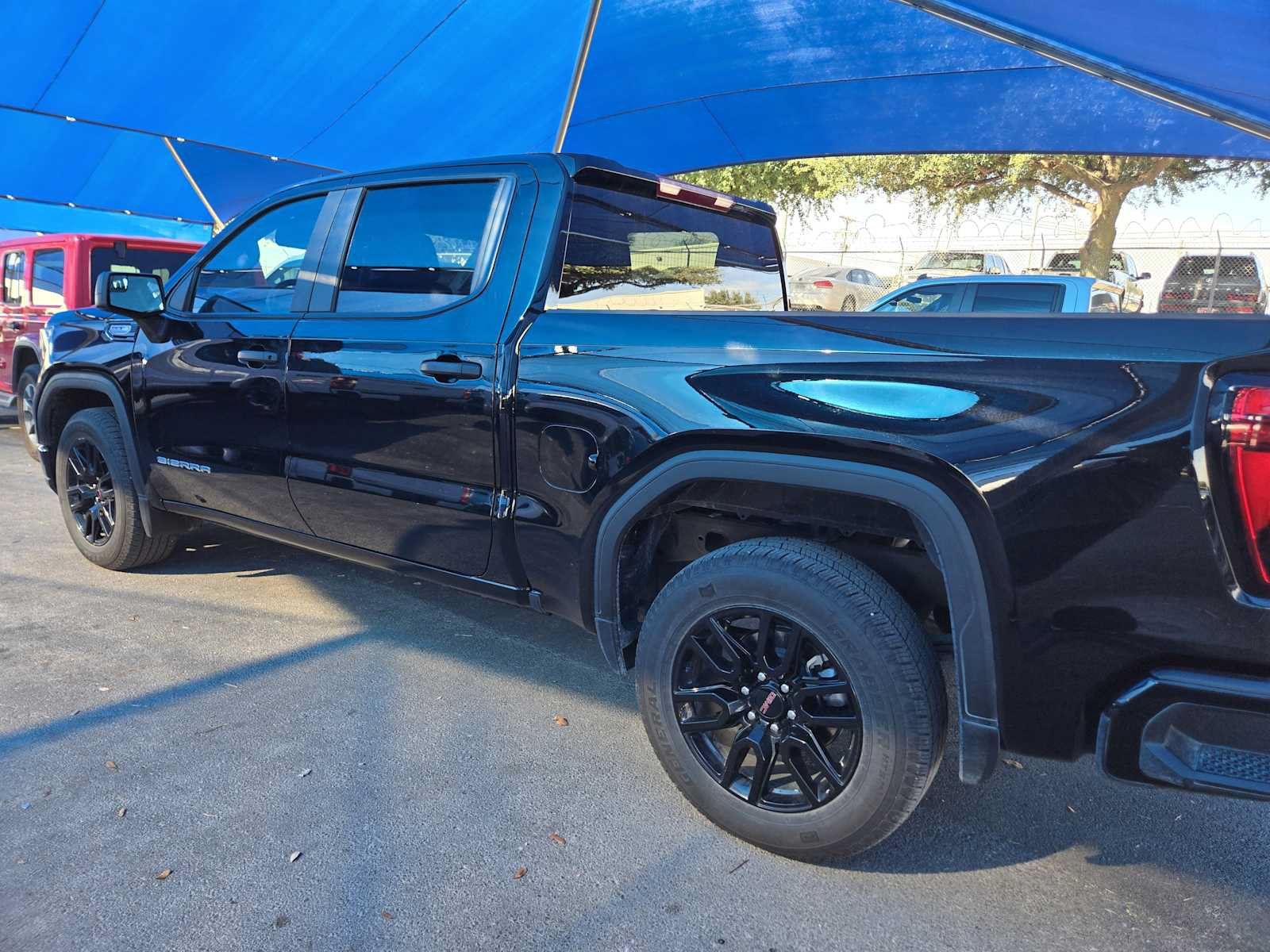 Certified 2025 GMC Sierra 1500 Pro w/ Graphite Edition RWD image 3