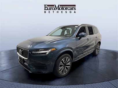 Used 2022 Volvo XC90 T5 Momentum w/ Advanced Package