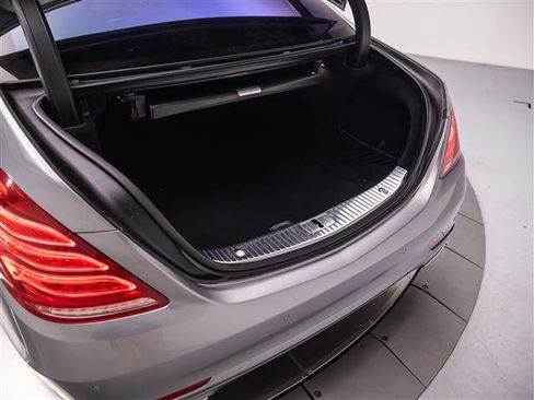 Used 2014 Mercedes-Benz S 550 Sedan image 8