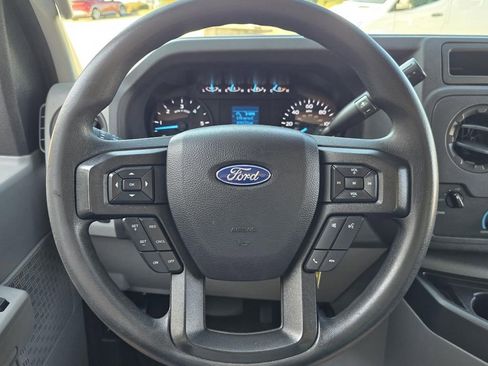 Used 2021 Ford E-450 and Econoline 450 Super Duty w/ Power Windows & Locks Group image 25