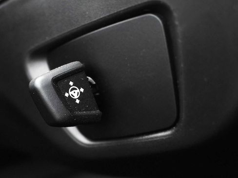 Used 2026 BMW X5 xDrive40i image 18