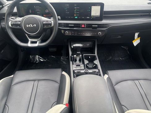 Used 2025 Kia K5 GT-Line w/ GT-Line Premium Package AWD/4WD image 12