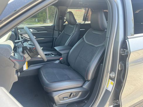 New 2026 Ford Explorer ST AWD/4WD image 18