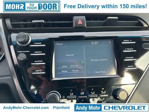 Used 2018 Toyota Camry LE image 19