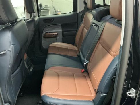 Used 2023 Ford Maverick Lariat w/ Lariat Luxury Package image 12