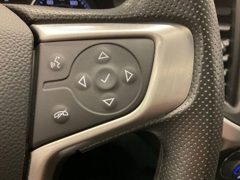 Used 2023 GMC Acadia SLE w/ Driver Convenience Package image 20