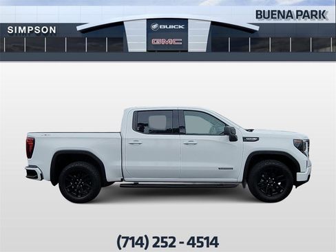 Used 2024 GMC Sierra 1500 Elevation image 9