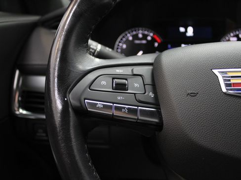 Used 2023 Cadillac XT4 Premium Luxury AWD/4WD image 37