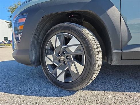 Used 2024 Hyundai Kona SEL image 30