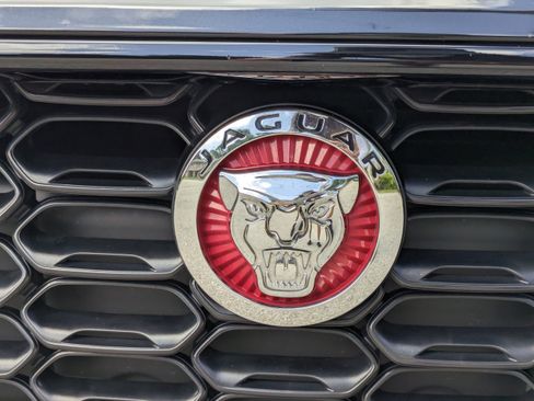 Used 2022 Jaguar F-TYPE R-Dynamic image 14