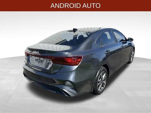 Used 2024 Kia Forte LXS FWD image 7