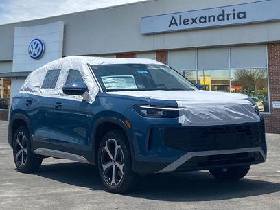 New 2025 Volkswagen Tiguan SE