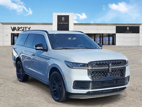 Certified 2025 Lincoln Navigator Reserve w/ Jet Appearance Package image 1