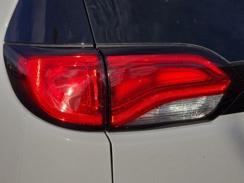 New 2026 Chrysler Voyager LX image 26