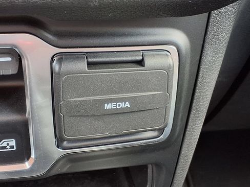Used 2025 Jeep Wrangler Sport AWD/4WD image 20