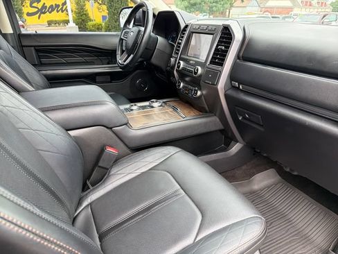 Used 2020 Ford Expedition Platinum AWD/4WD image 25