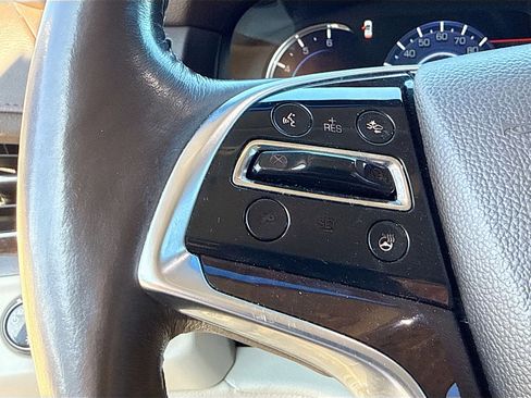 Used 2017 Cadillac Escalade Premium Luxury image 38