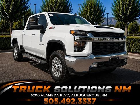 Used 2022 Chevrolet Silverado 2500 LT w/ Convenience Package AWD/4WD image 1