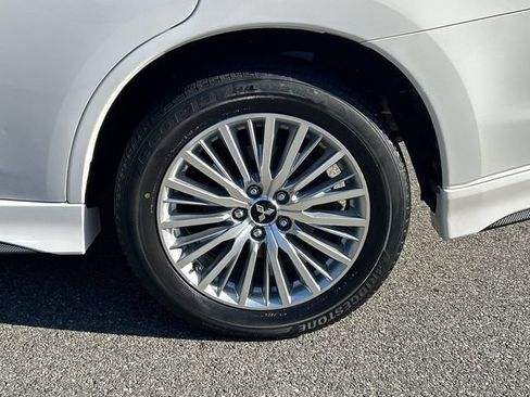 Used 2019 Mitsubishi Outlander SEL AWD/4WD image 11
