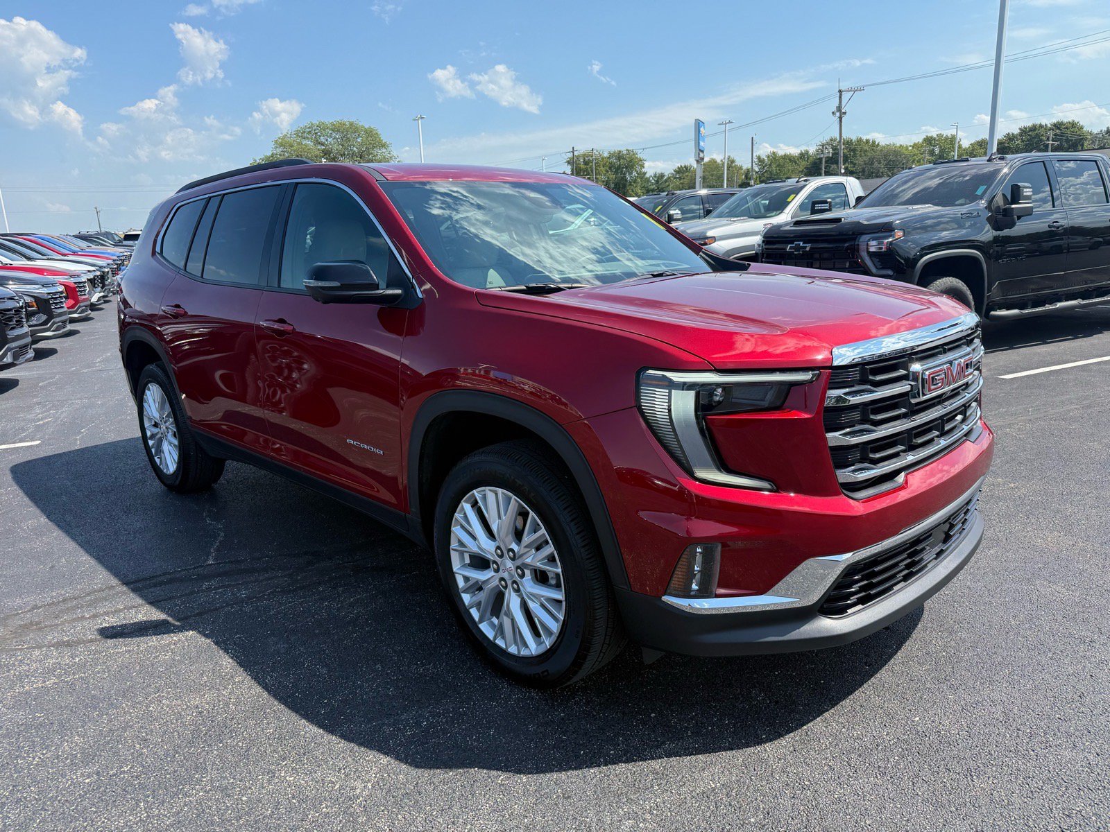 Used 2026 GMC Acadia Elevation w/ Elevation Premium Package FWD image 7