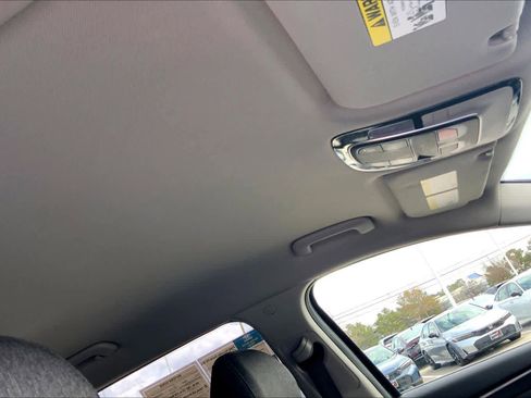 Used 2023 Hyundai Santa Fe SEL image 14