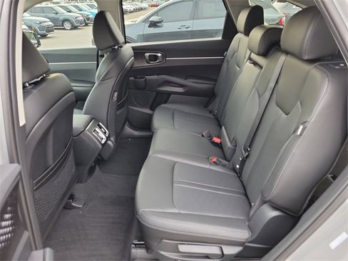 New 2026 Kia Sorento S image 15