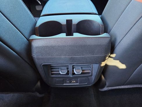 Used 2024 GMC Canyon Elevation w/ Elevation Premium Package image 25