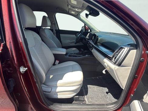 Used 2025 Kia Sorento S AWD/4WD image 38