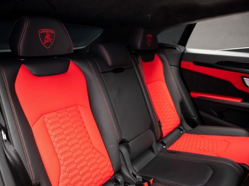 Used 2022 Lamborghini Urus image 66