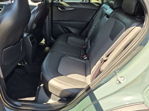 Used 2024 Kia Niro EX FWD image 15