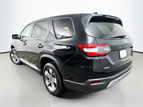 Used 2023 Honda Pilot EX-L image 5