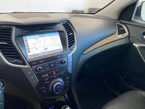 Used 2017 Hyundai Santa Fe Limited AWD/4WD image 25