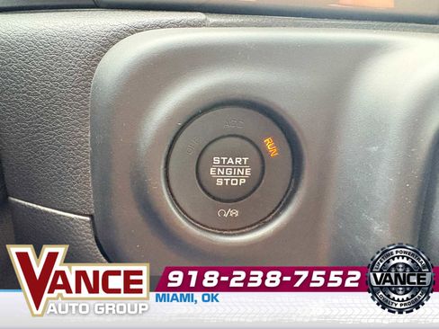 Used 2020 Jeep Gladiator Overland w/ Trailer Tow Package AWD/4WD image 28