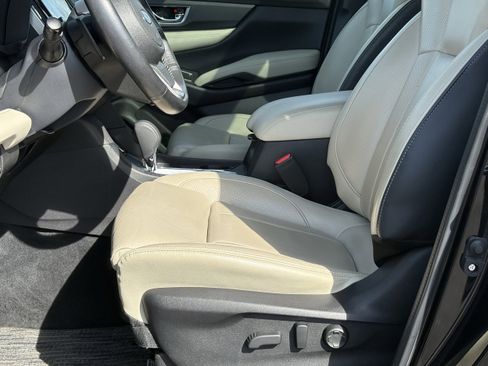 Used 2023 Subaru Ascent Limited w/ Technology Package image 30