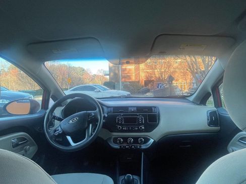 Used 2012 Kia Rio LX image 21