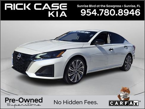 Used 2024 Nissan Altima 2.5 SL image 1