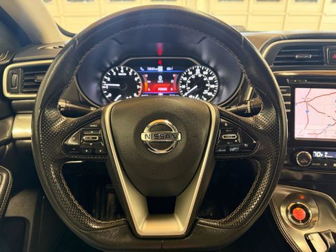 Used 2020 Nissan Maxima 3.5 SV w/ Illumination Package image 15