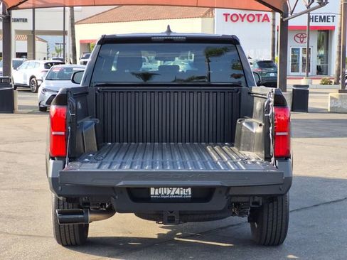 Used 2025 Toyota Tacoma SR w/ SR Upgrade Package image 6