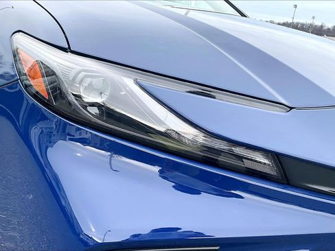 Used 2025 Toyota Camry SE image 26