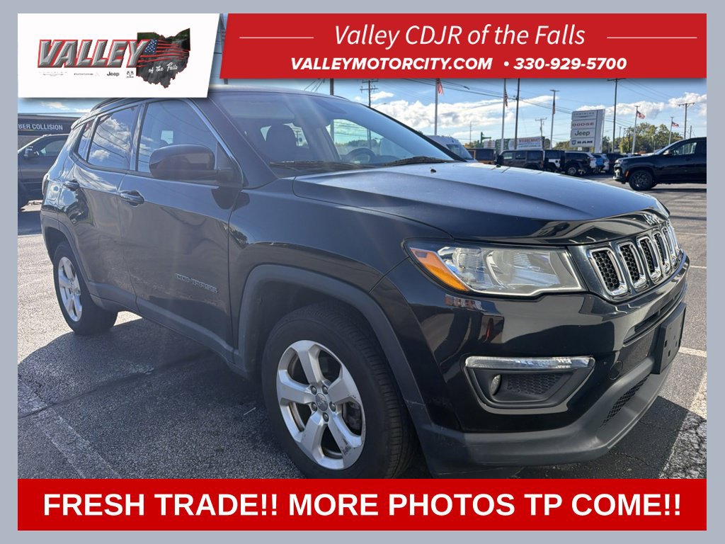 Used 2018 Jeep Compass Latitude AWD/4WD image 1