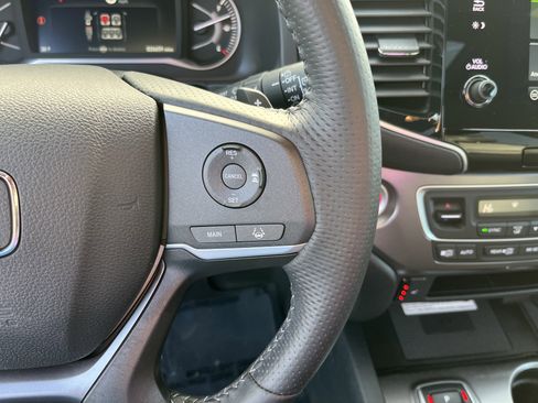 Used 2023 Honda Passport EX-L image 24