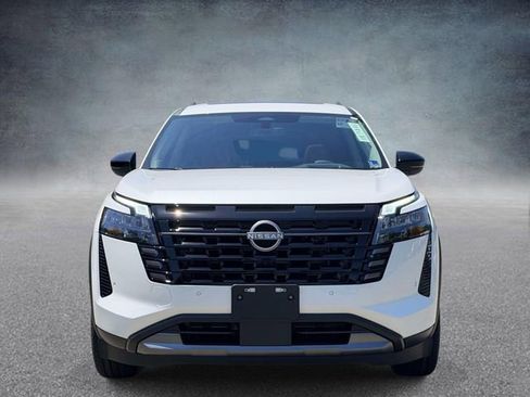 New 2026 Nissan Pathfinder Platinum w/ Accent Package AWD/4WD image 6