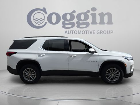 Certified 2023 Chevrolet Traverse LT FWD image 6