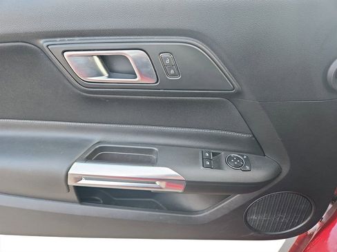 Used 2020 Ford Mustang Coupe image 22