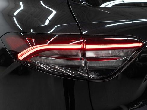 Used 2022 Maserati Levante GT image 39