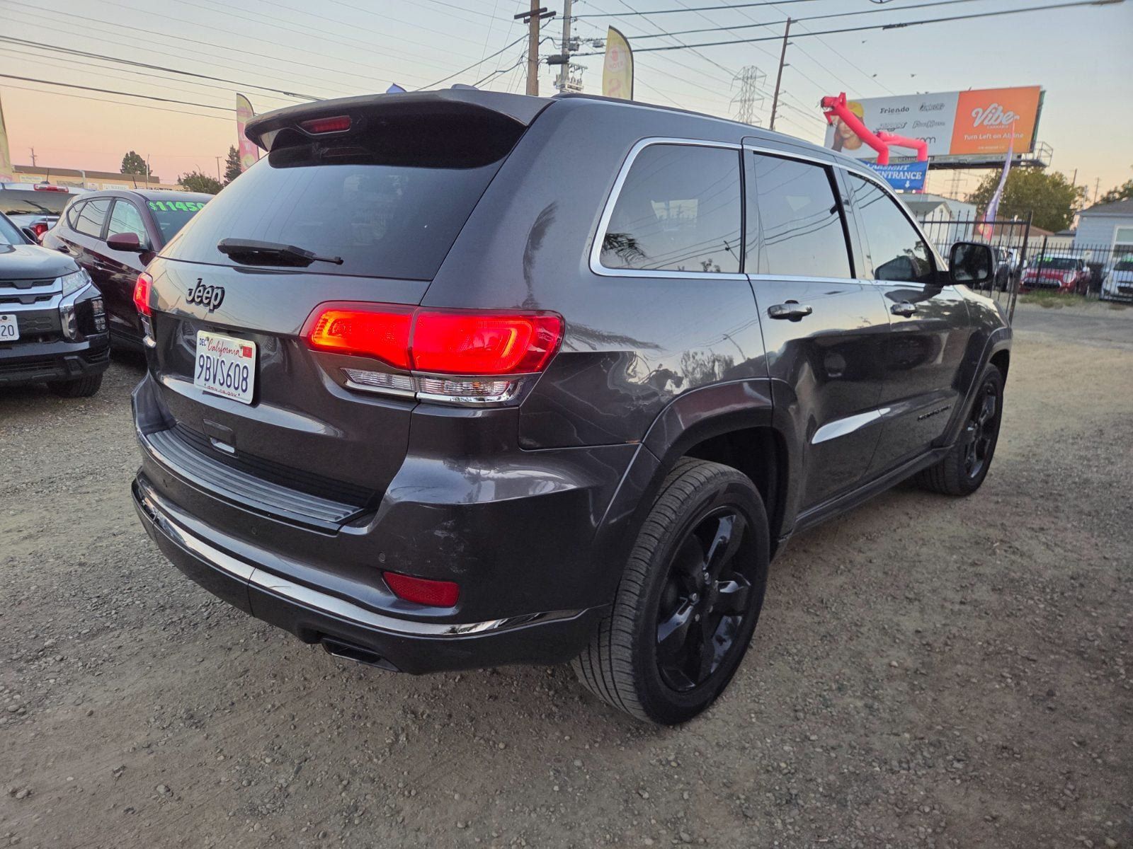 Used 2015 Jeep Grand Cherokee High Altitude RWD image 4