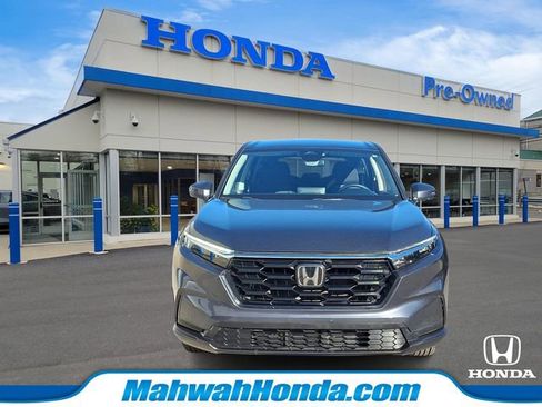 Used 2025 Honda CR-V LX image 2
