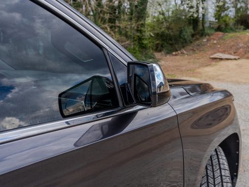 Used 2017 Chevrolet Tahoe Premier image 12