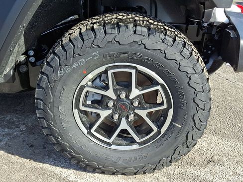 New 2026 Jeep Wrangler Unlimited Rubicon image 8